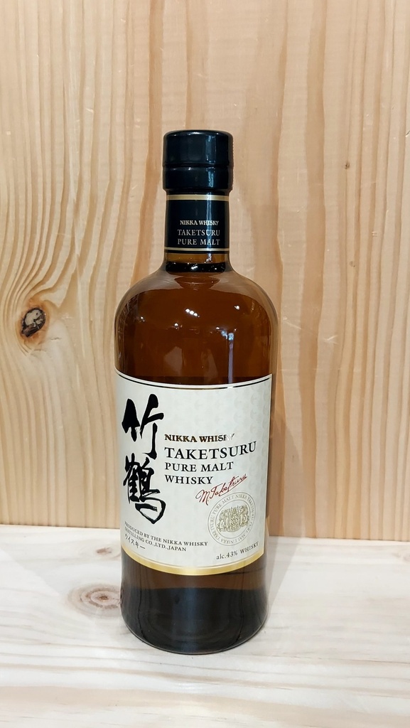 Nikka Taketsuru pure malt 40%. 70cl